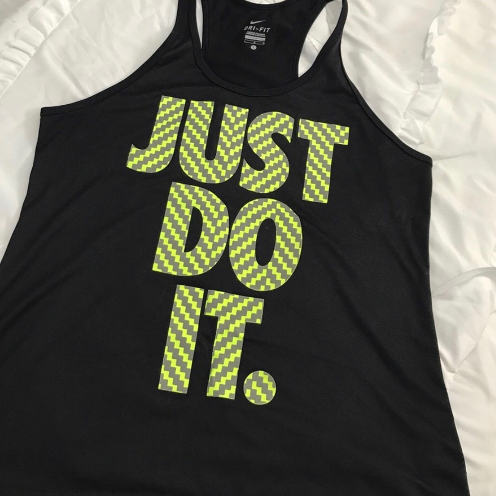 Nike tank size large